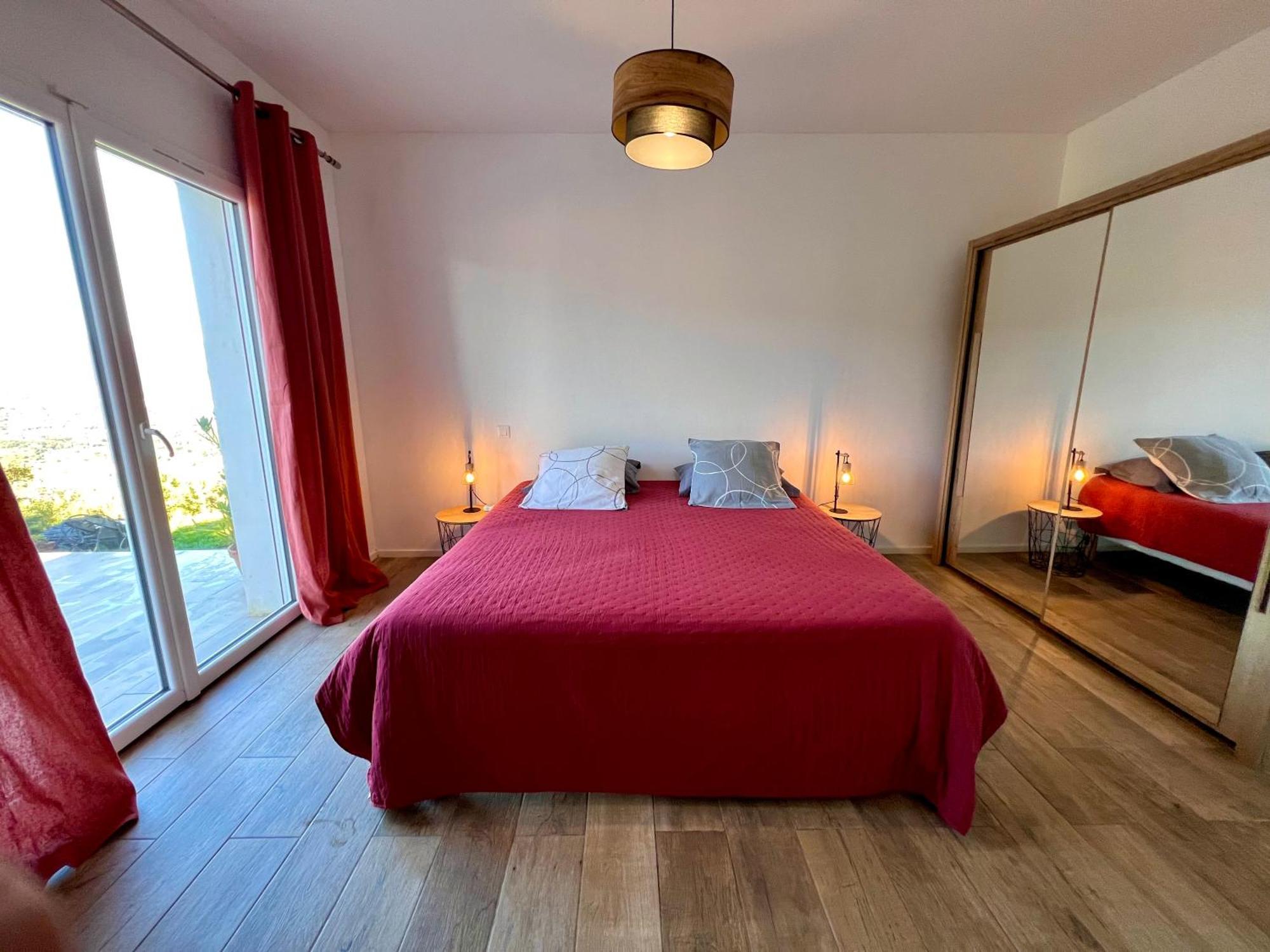 Hébergement de vacances villa I Cresti proche centre ville et plages *